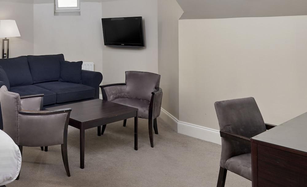 Leonardo Edinburgh City