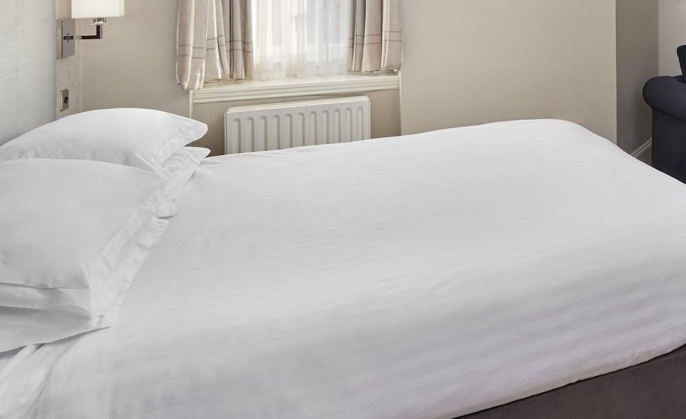 Leonardo Edinburgh City