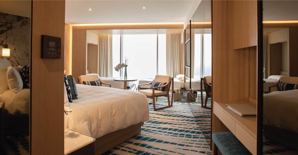 Jumeirah Beach Hotel Dubai