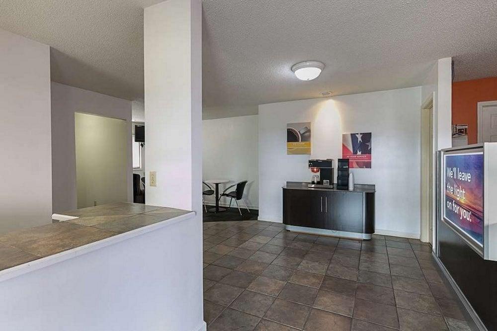 Rodeway Inn & Suites Enterprise