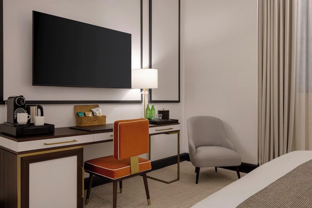 The Chemists’ Club Hotel