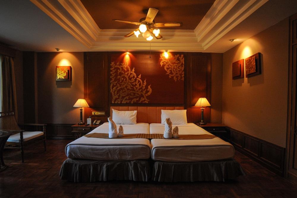 Suan Bua Hotel & Resort