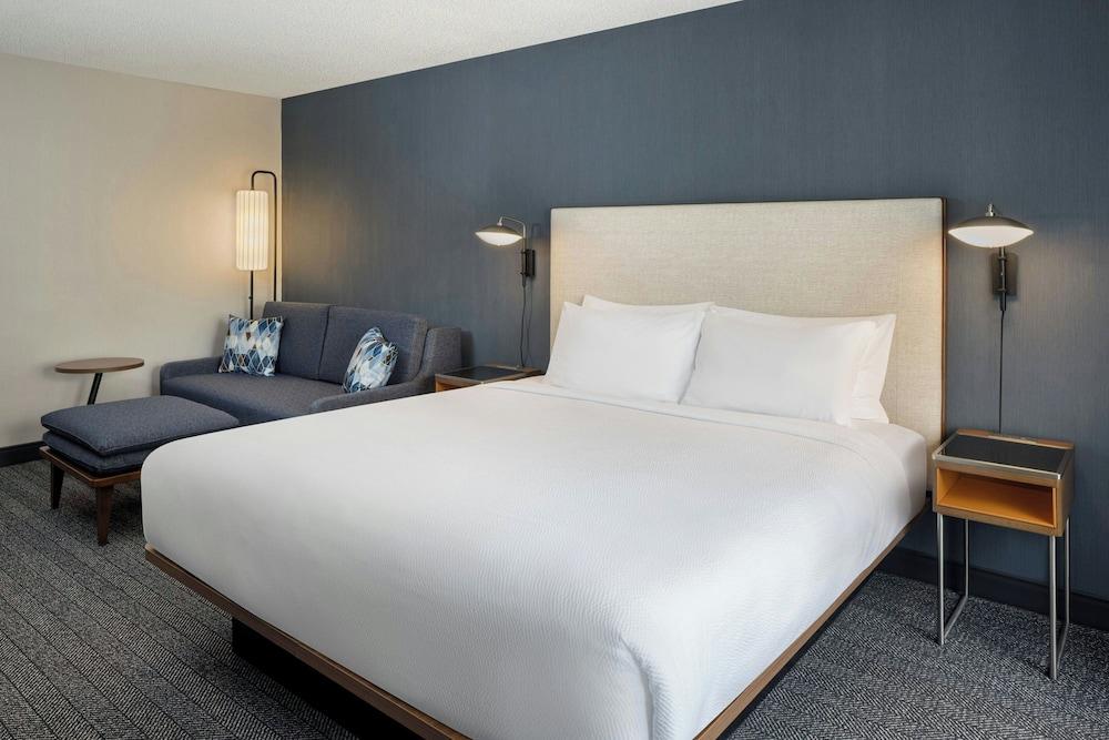 Courtyard by Marriott Traverse City