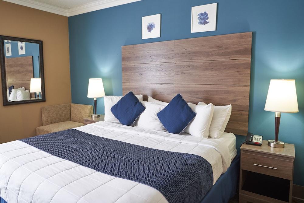 Seaport Resort & Marina