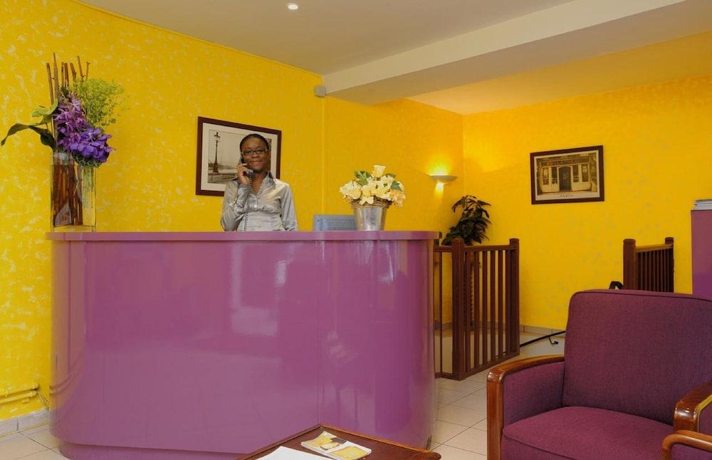 Hotel Auriane Porte de Versailles