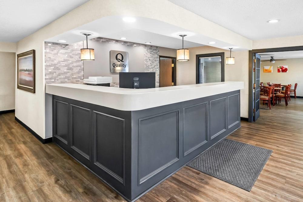 Quality Inn East Liverpool - Calcutta