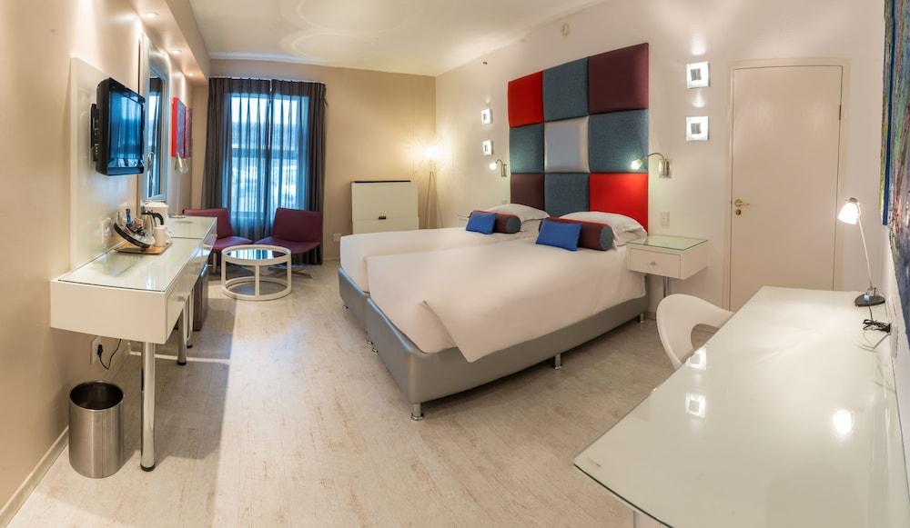 Peermont Metcourt Suites