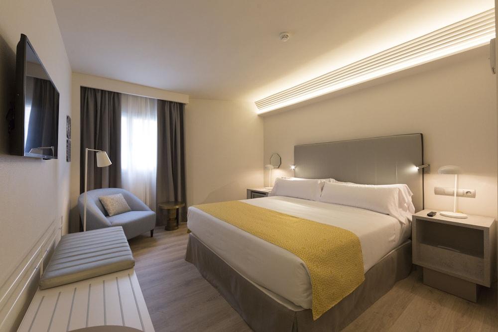 Catalonia Granada Hotel