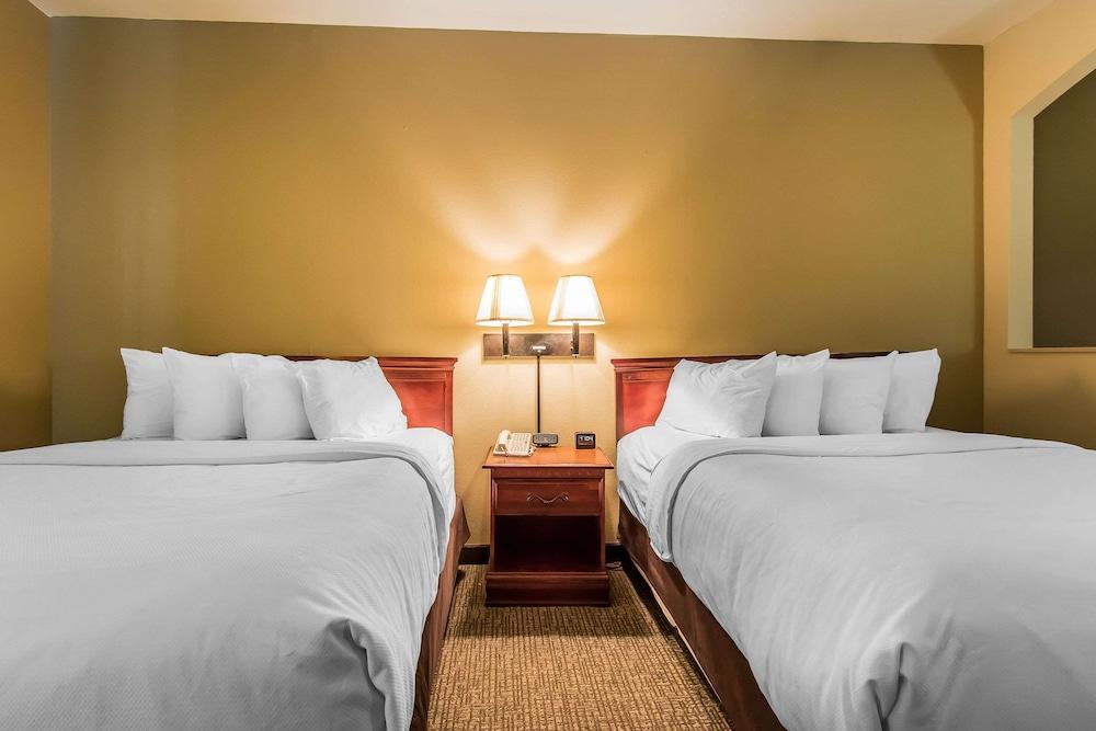 Quality Suites New Iberia