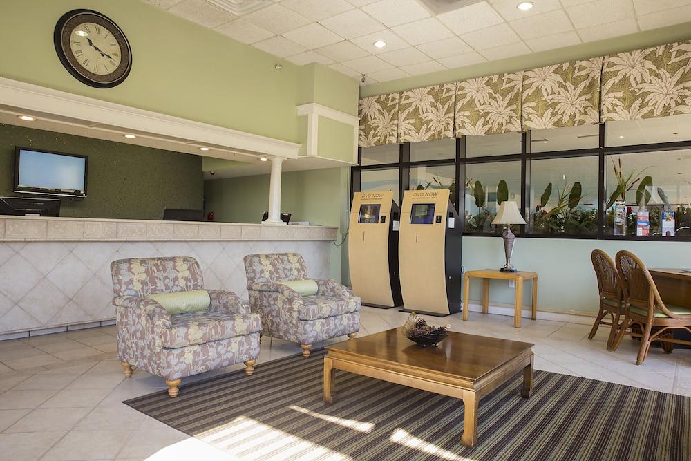 Grande Shores Ocean Resort