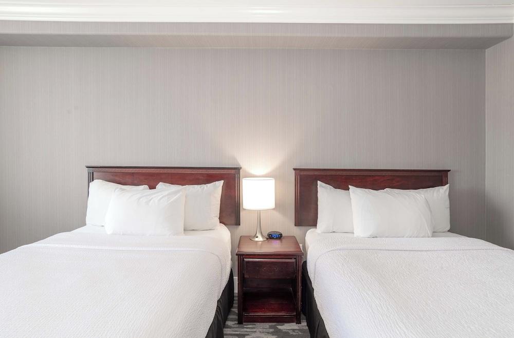 Sandman Hotel Saskatoon