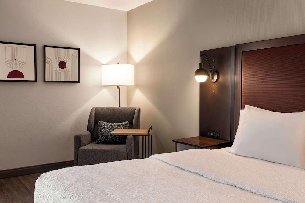 Hampton Inn Columbia-Downtown Historic District