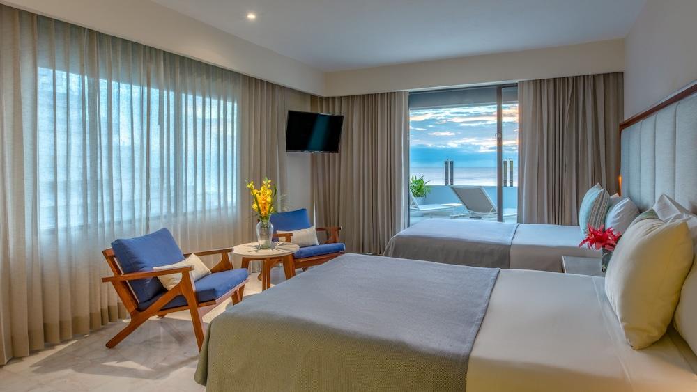 Park Royal Beach Cancun - All Inclusive