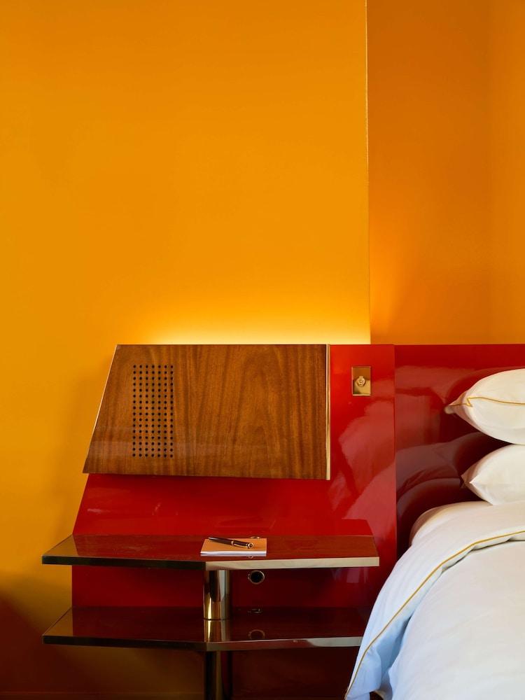 The Manner, The Unbound Collection by Hyatt