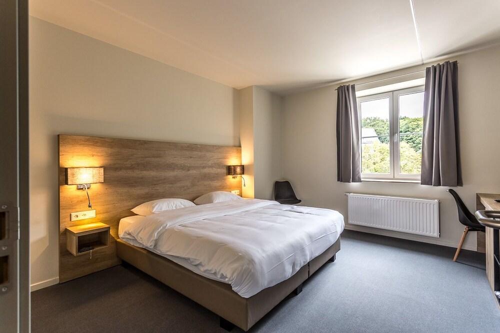 Hotel Ambassador Bosten