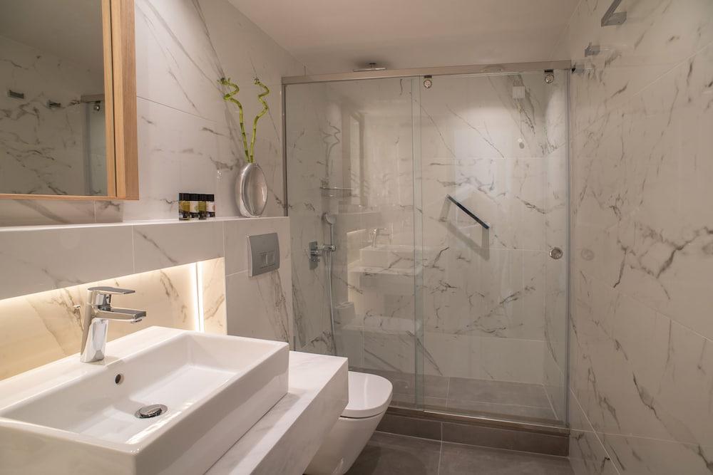 Chios Chandris Hotel