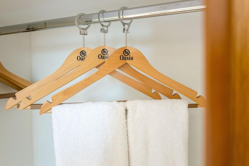 Oasis Hotel Apartments