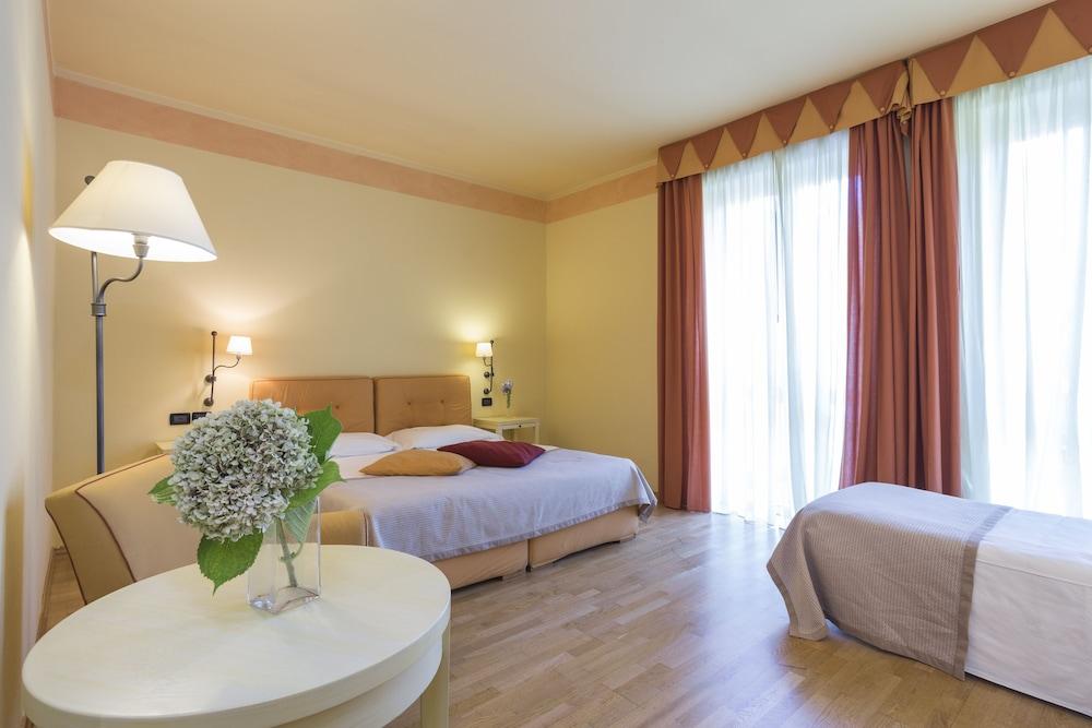 TH Tirrenia - Green Park Resort