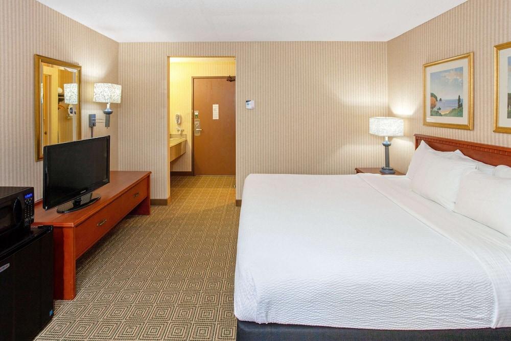 La Quinta Inn & Suites by Wyndham Stevens Point