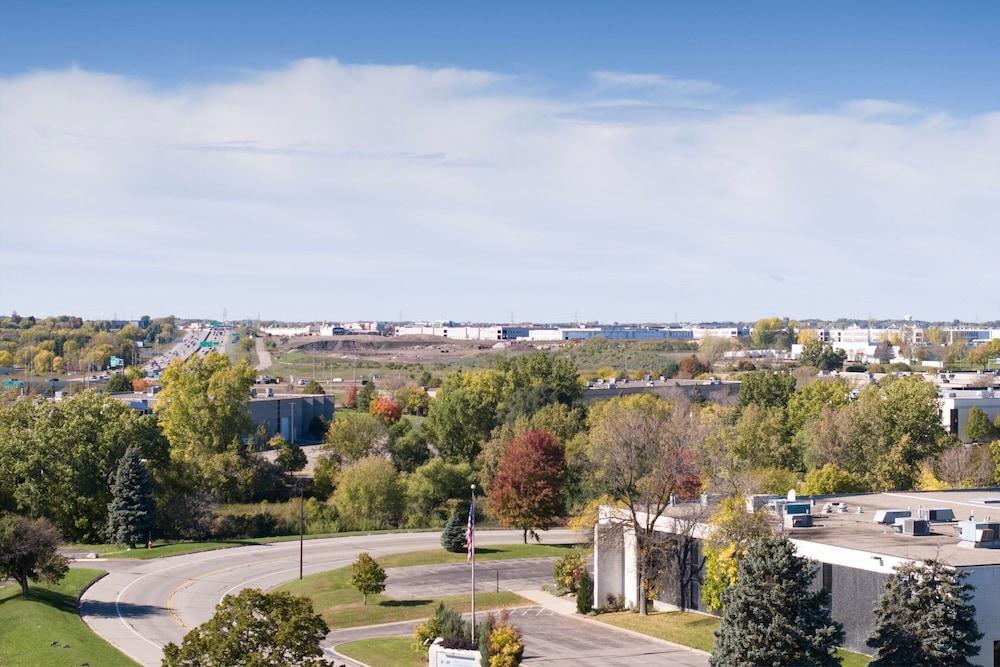 Minneapolis Marriott Northwest Hotel & Conference Center