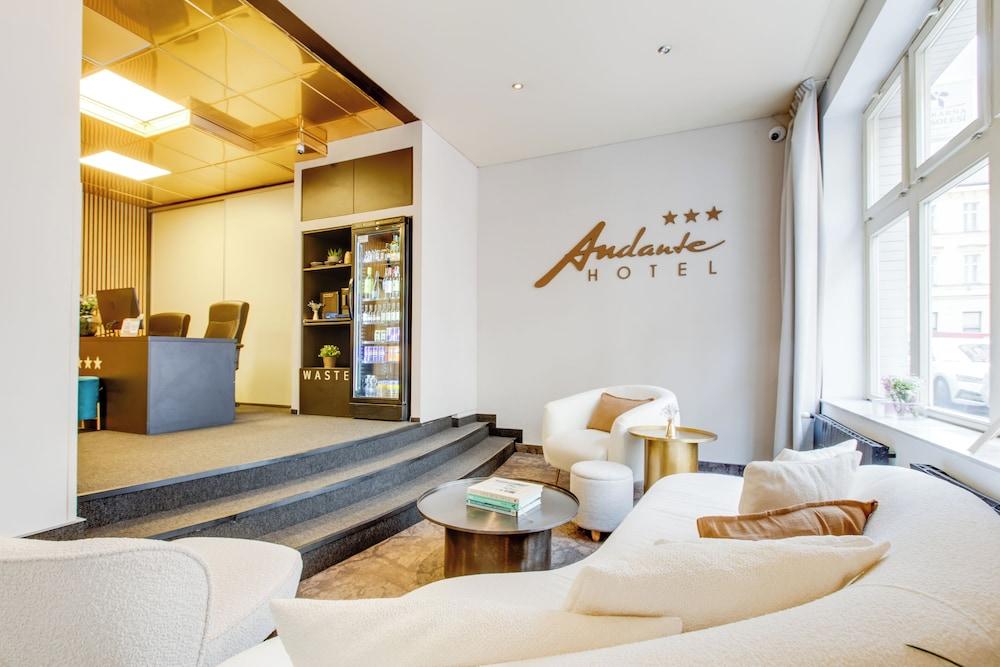 Andante Hotel