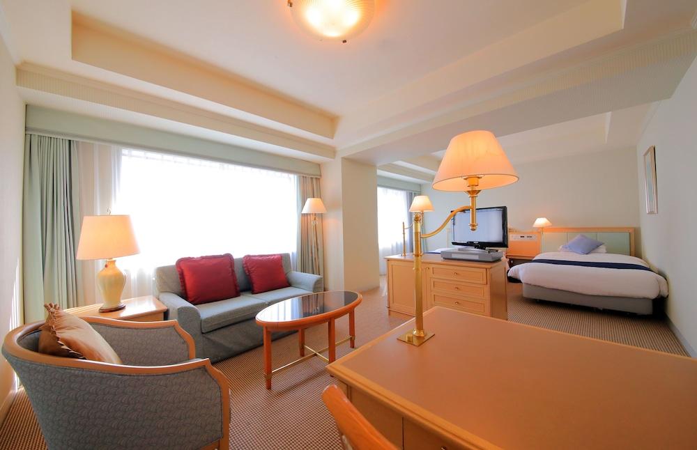 Palace Hotel Tachikawa