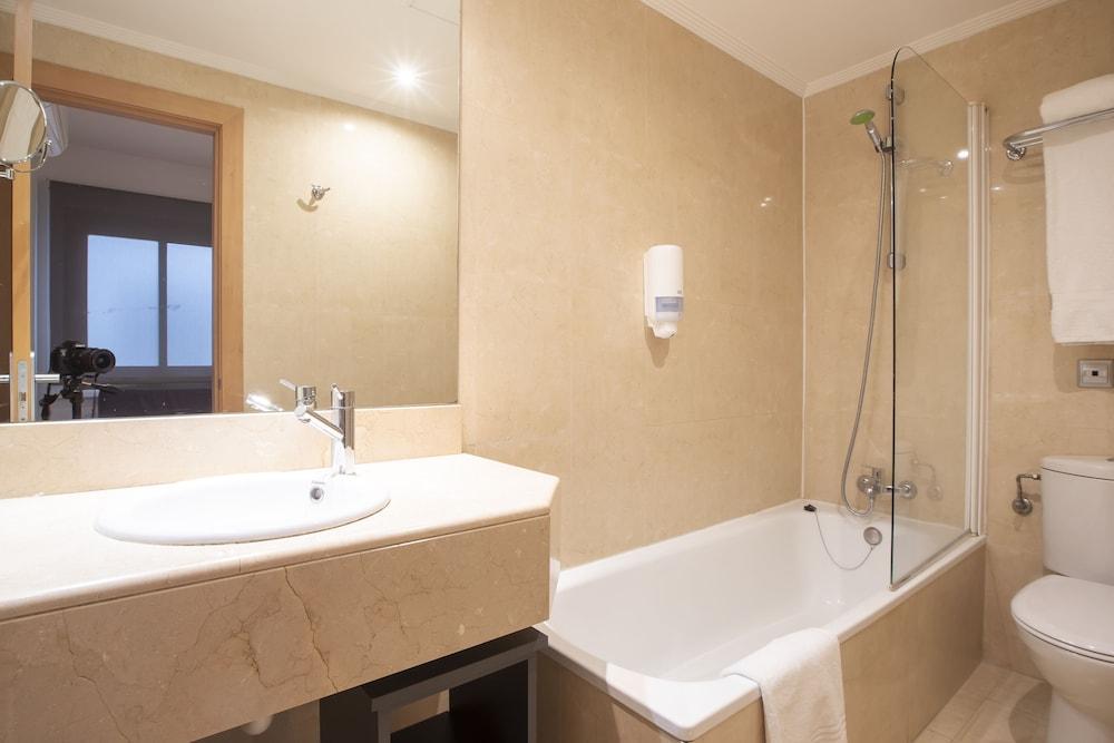 Hotel Sancho Ramírez