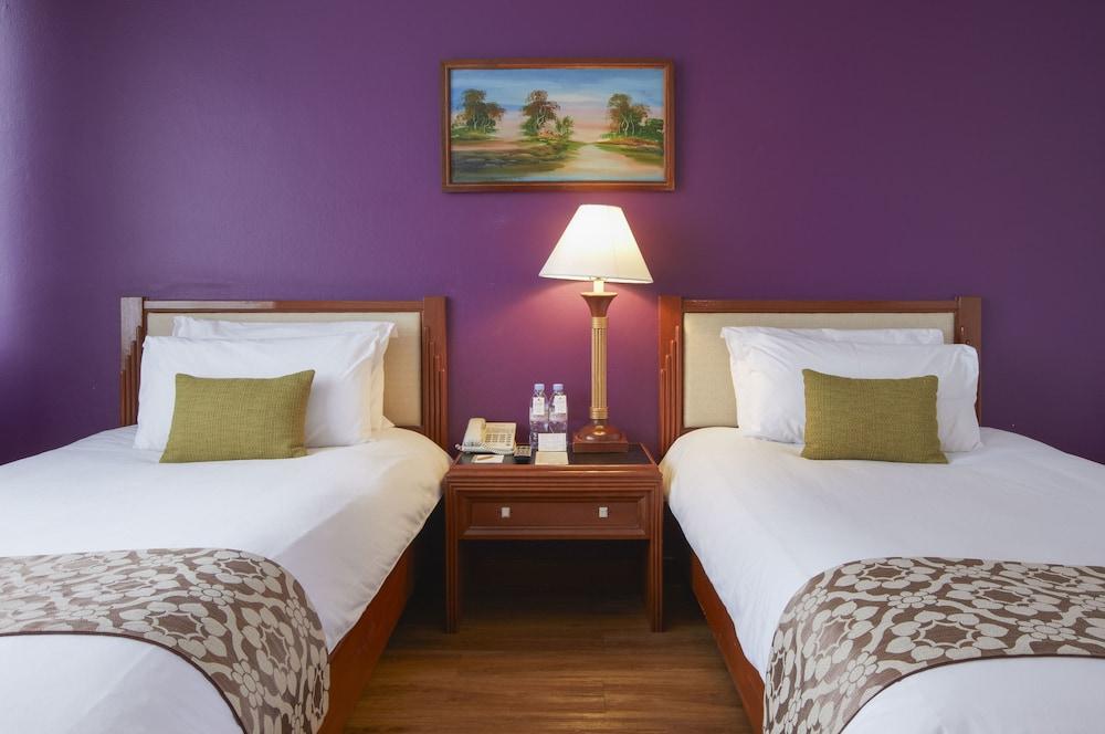 Centara Life Hotel Mae Sot