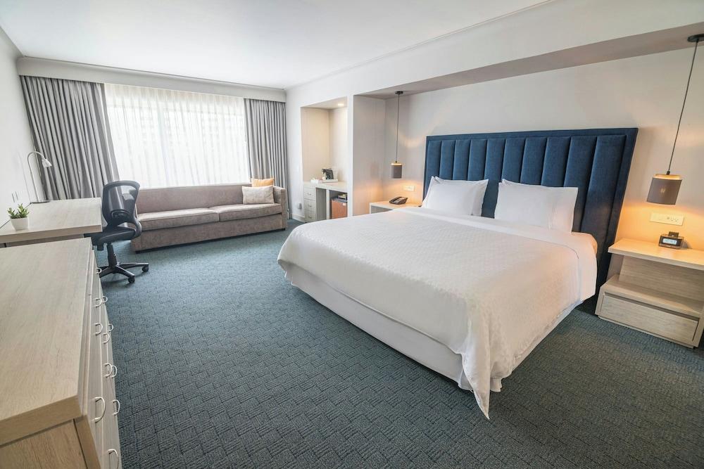 Four Points by Sheraton Medellin