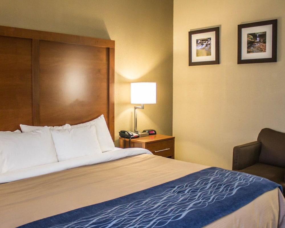 Quality Inn Akron South