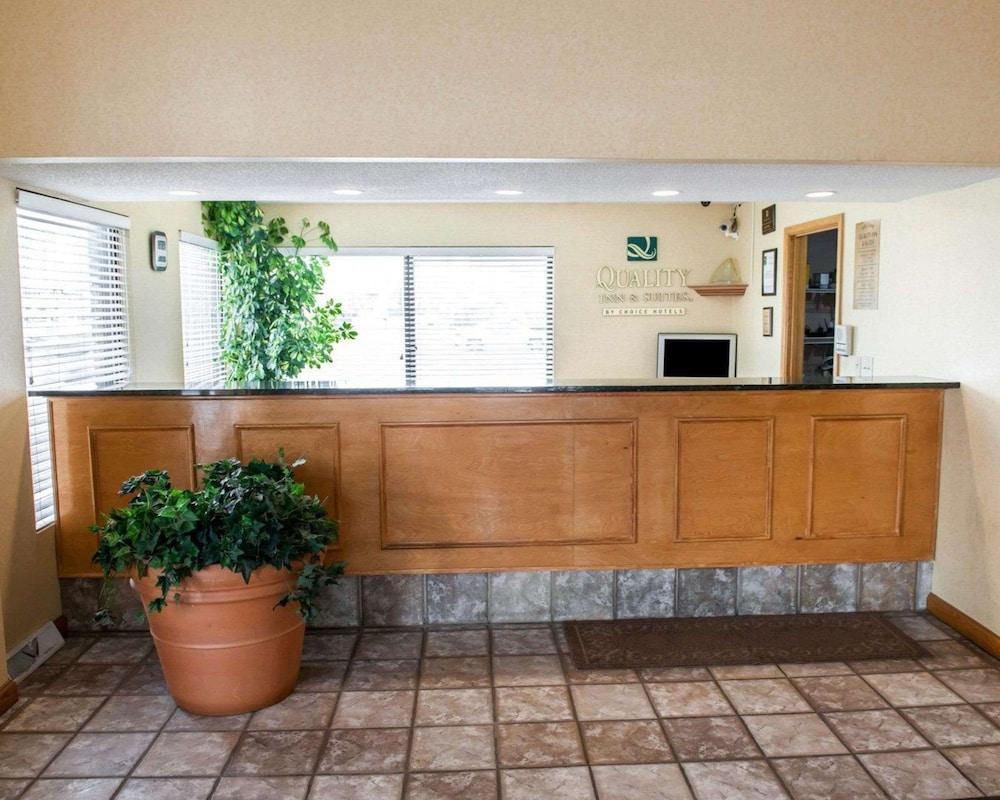 Quality Inn & Suites Indianapolis Northwest