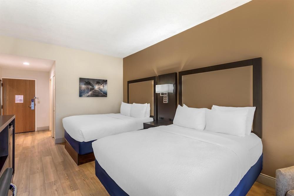 Best Western Plus Madison