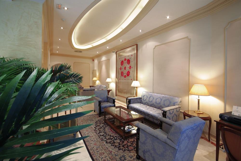 Hotel Roger de Lluria Barcelona