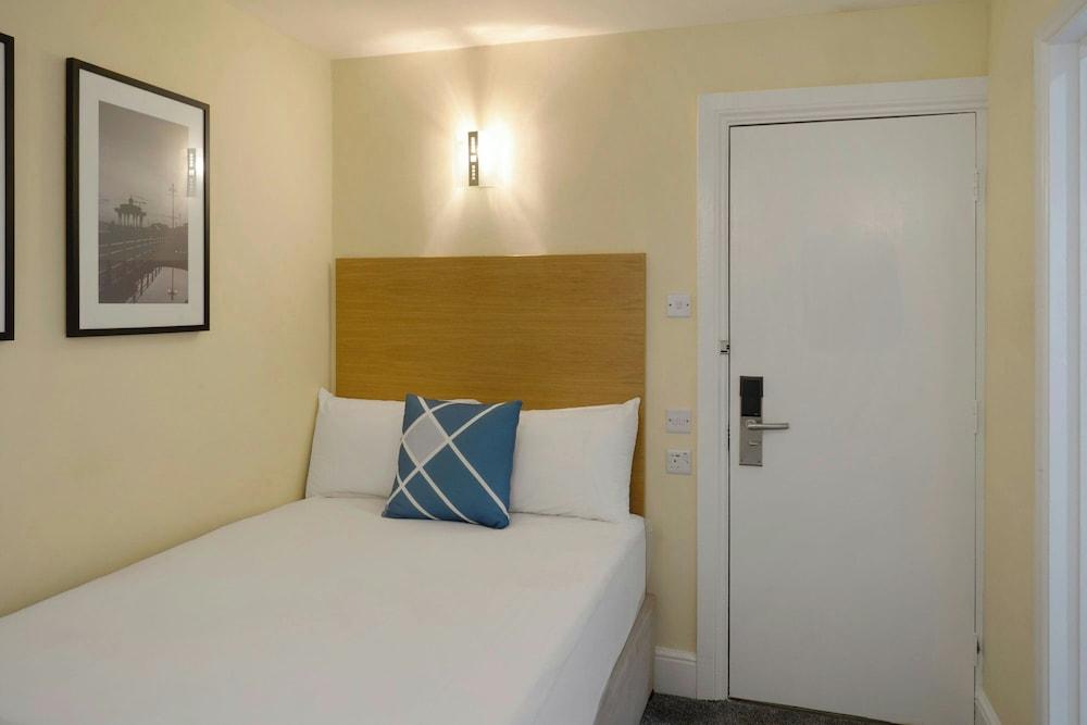 Four Points Flex by Sheraton Brighton