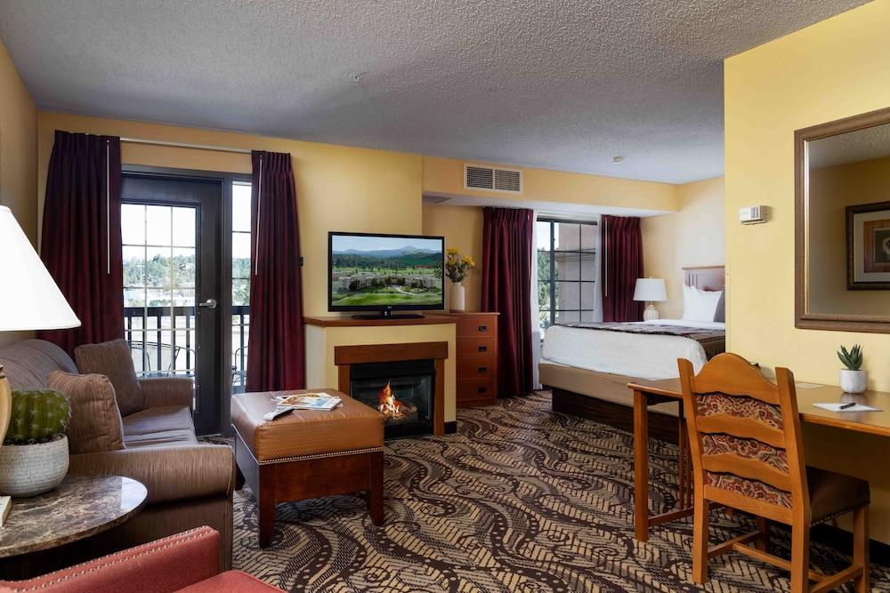 MCM Elegante Lodge & Suites Ruidoso