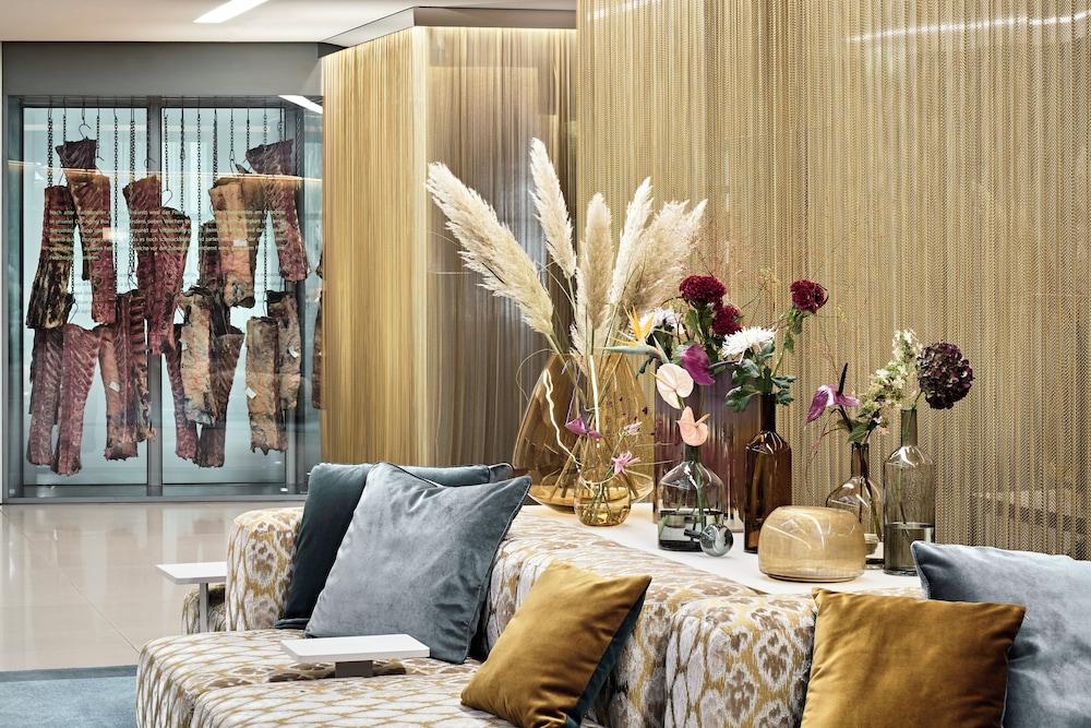 SIDE, a Member of Design Hotels