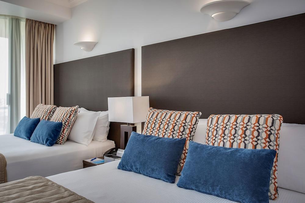 Mantra Legends Hotel