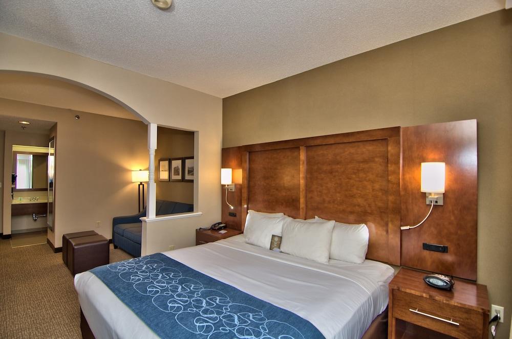 Comfort Suites Scranton near Montage Mountain