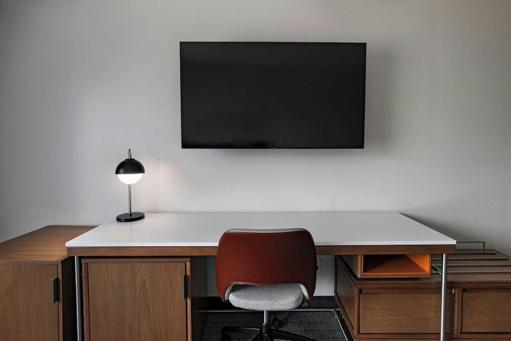 Courtyard Houston The Woodlands