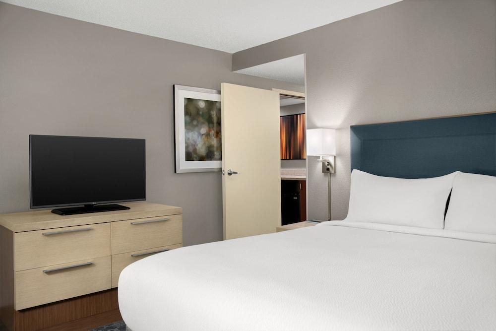 Courtyard by Marriott Lafayette Airport