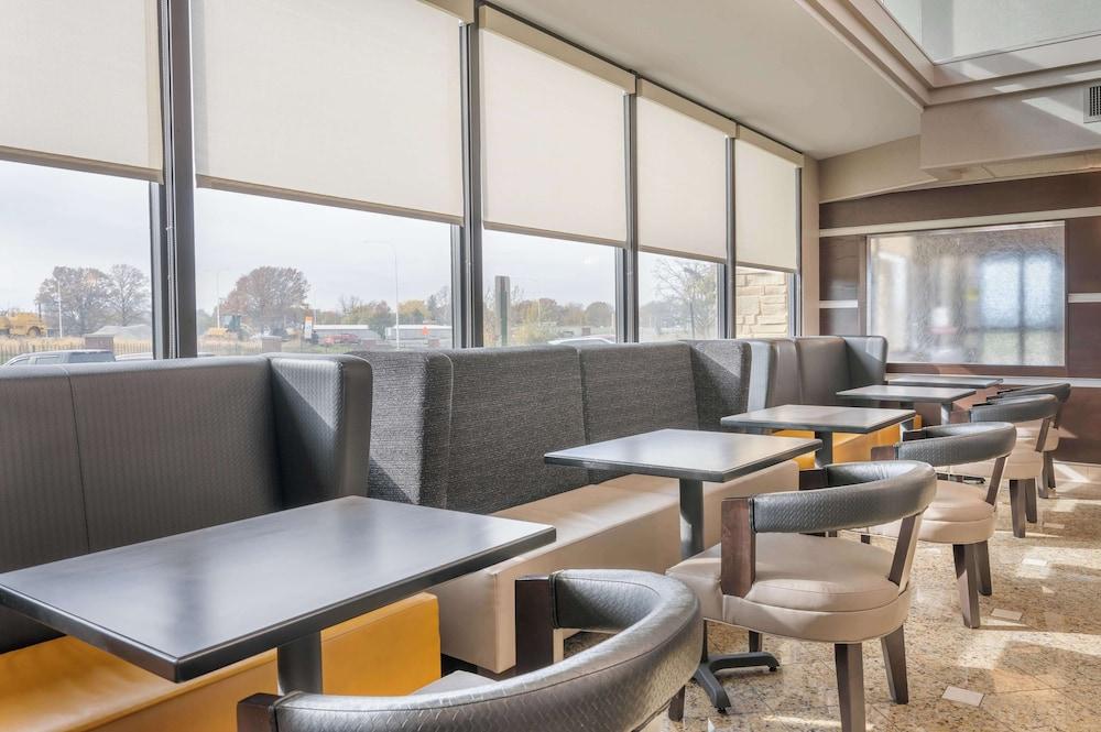 Drury Inn & Suites Champaign