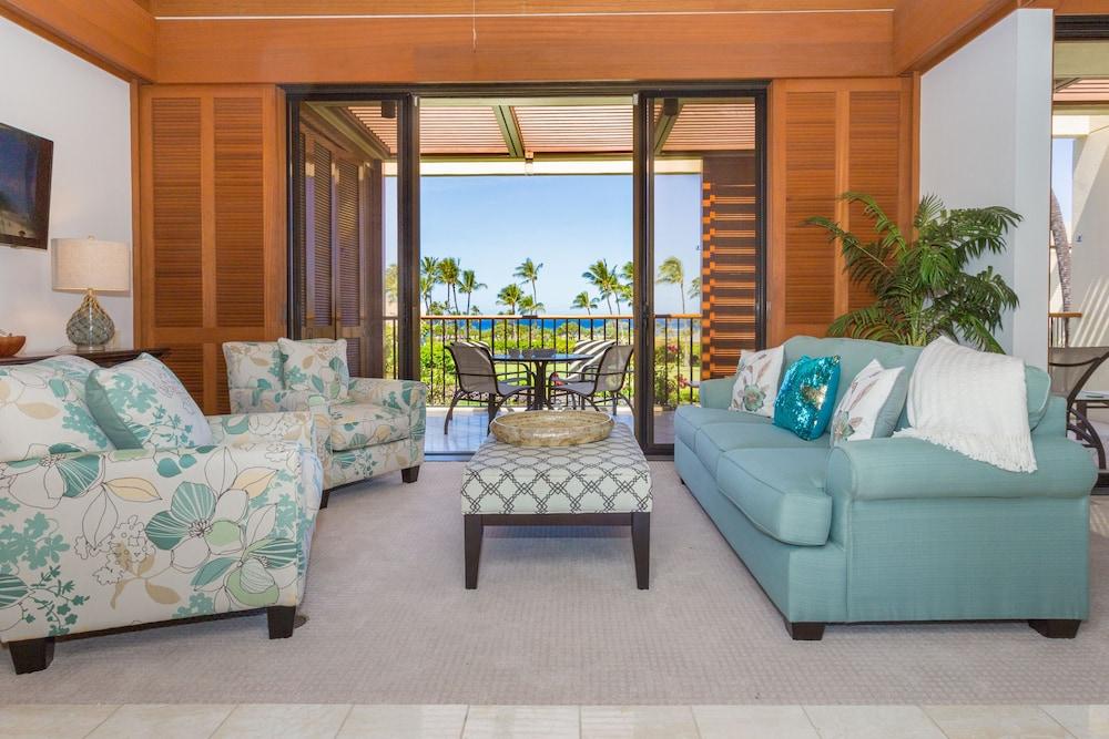 Mauna Lani Terrace Condominium