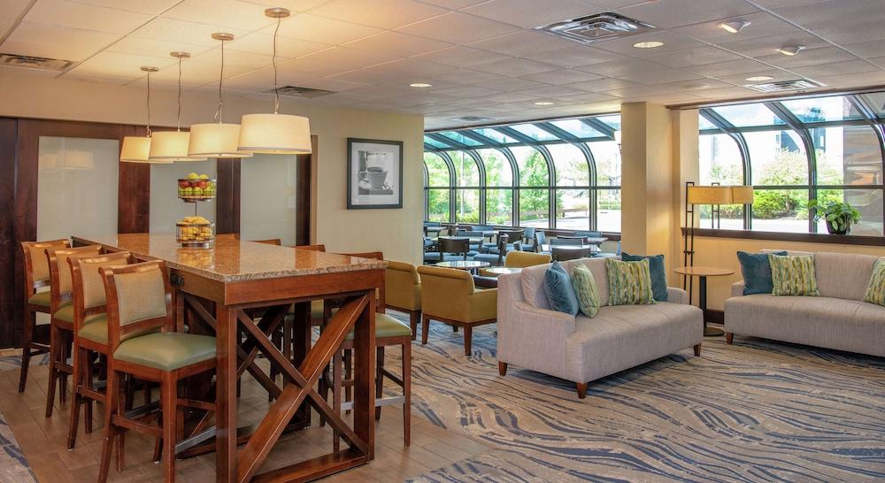 Hampton Inn Cleveland-Solon