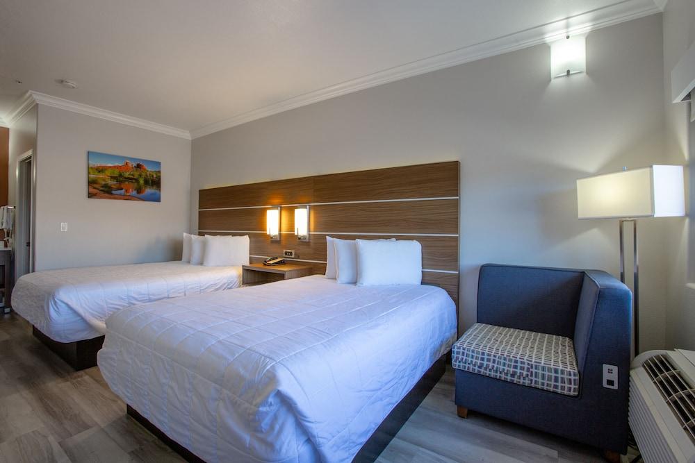 Wildflower Inn at Bell Rock