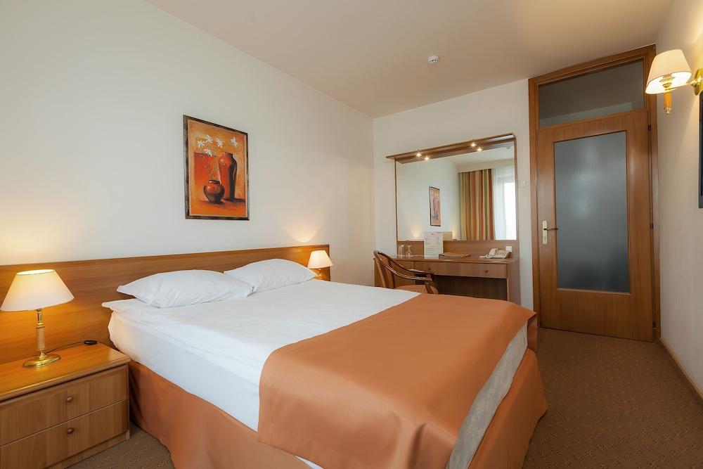 Victoria Hotel Chelyabinsk