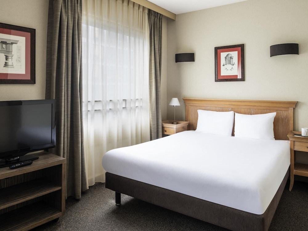 Aparthotel Adagio La Défense Esplanade