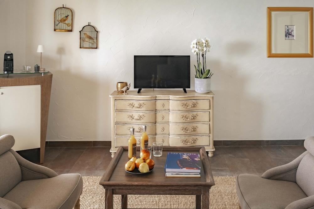 Surplage Hôtel Cavalière