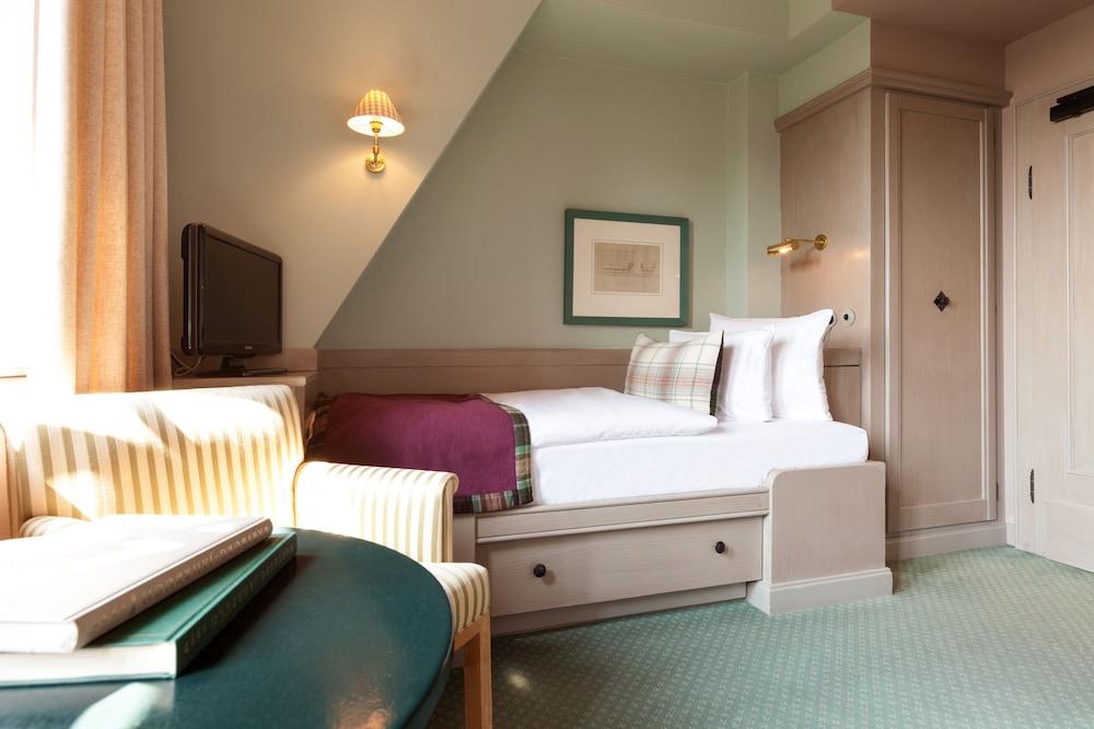 Romantik Hotel Auf Der Wartburg