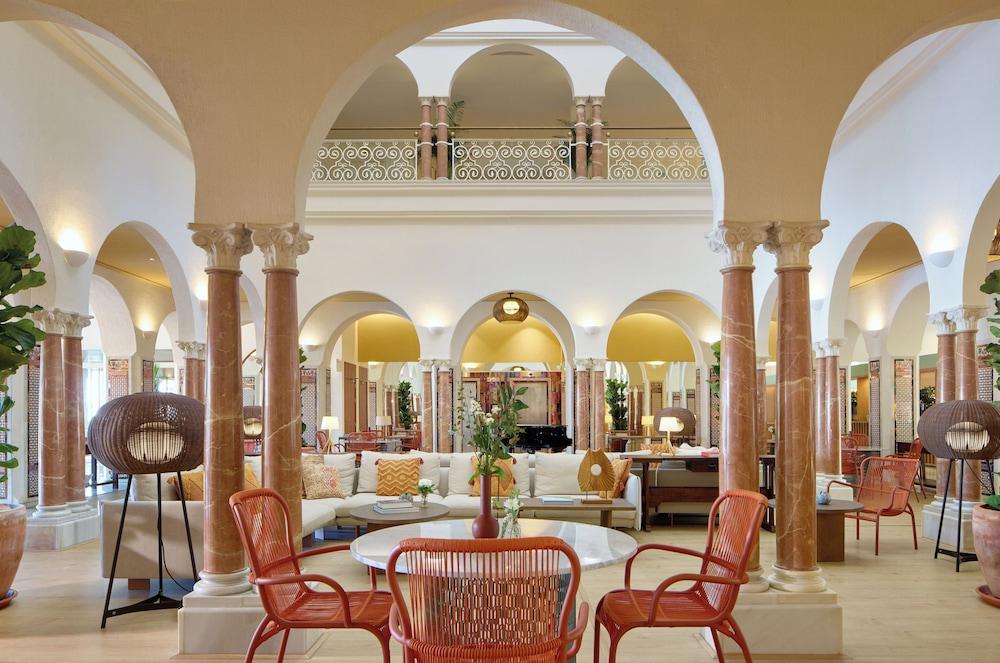 Meliá Zahara Resort & Villas