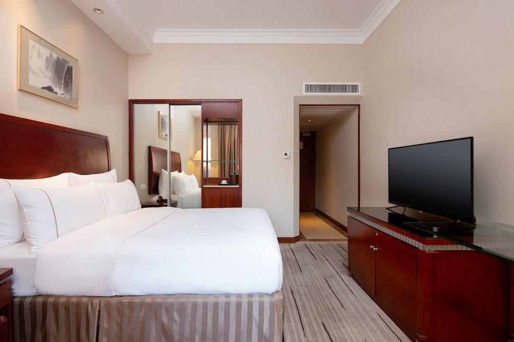 Jianguo Hotel Shanghai